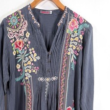 Johnny Was Tunic Gray Embroidered Pintuck Cupra Rayon Boho Top C78669-1