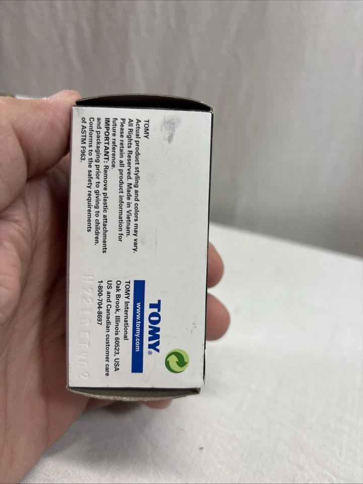 COLLECTABLE Takara TOMY - Star Wars Kylo Ren Mini Metal Figure #08 - Image 2 of 4