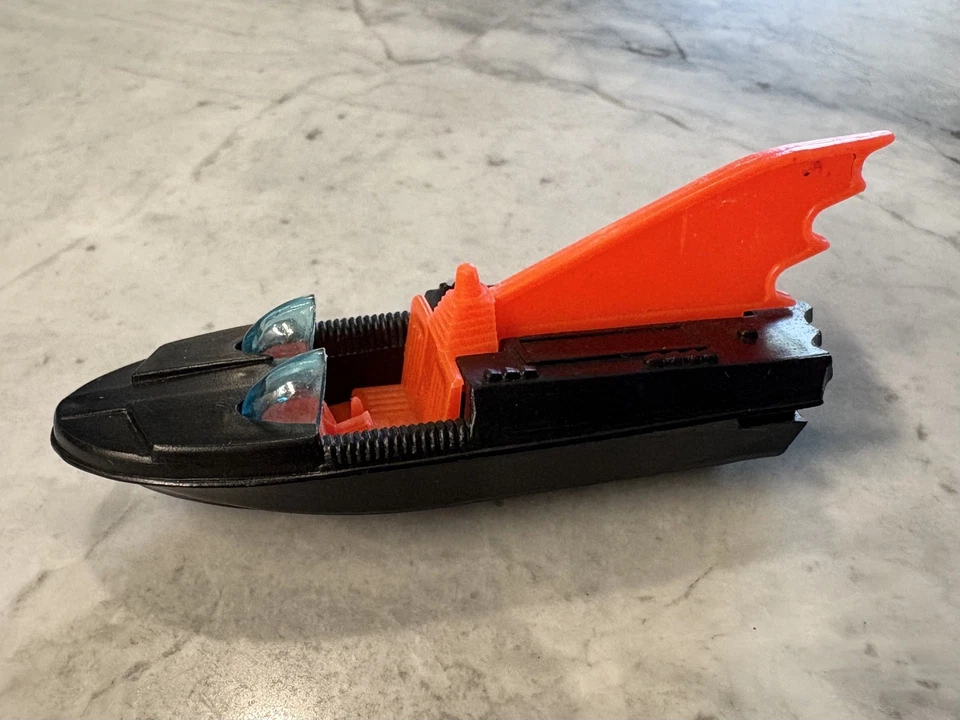 Vintage 1:64 Husky Corgi Juniors Batboat No Trailer - Image 2 of 4