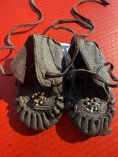 Vintage MINNETONKA Unisex Infant Brown Leather Moccasins Beaded Excellent