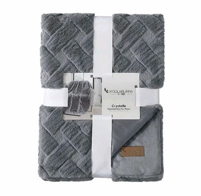 Koolaburra by UGG Crystelle Faux Fur Throw 50'' x 70'' Gray Polyester 21828 NEW!