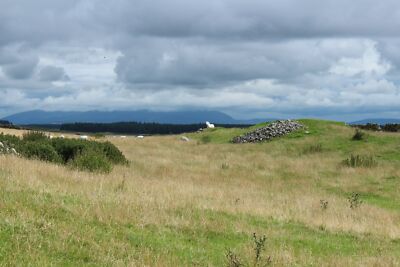 Foto 12x8 White Horse - Black Clouds Auchenmalg c2015