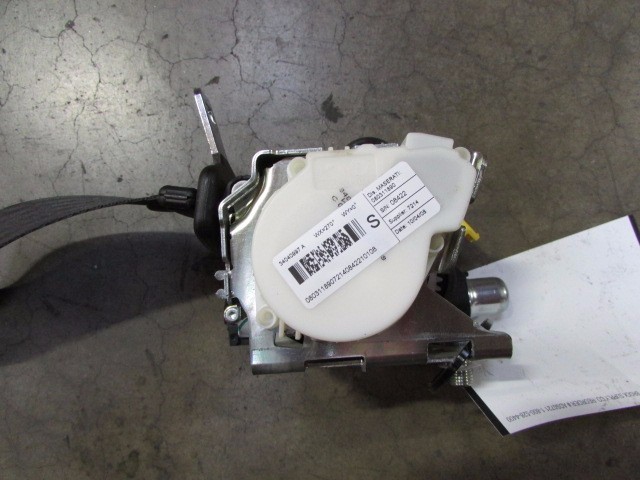 Maserati Granturismo, LH, Left Rear Seat Belt, Black, Used P/N 80090400