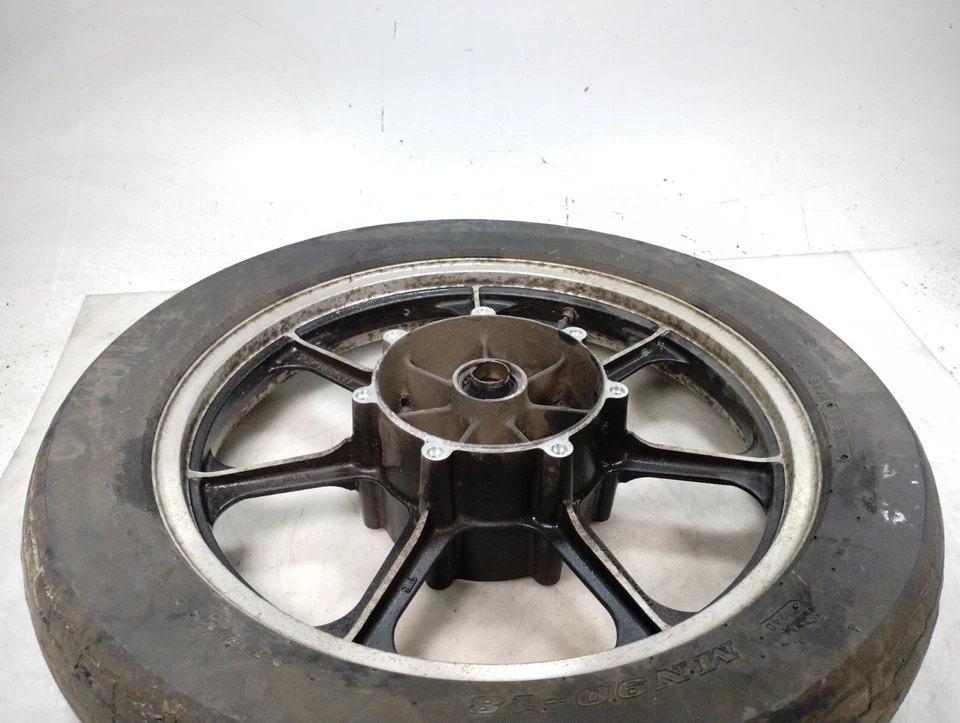 Llanta delantera Kawasaki KZ1000 P KZ1000-P 1988 policía recta (sin neumáticos) 18"  Foto 2 de 4