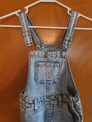 SO Girls Denim Jean Bib Overalls Jeans w/ Crochet Knees Size 8 - Picture 2 of 7