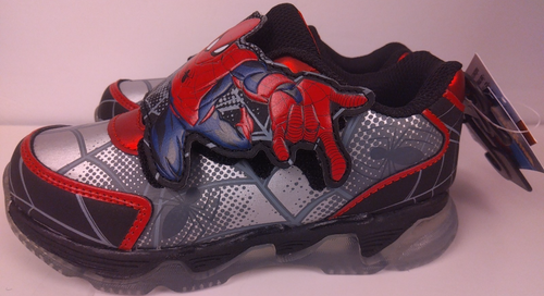 Superman Boys Light Up Sneakers Size 12 - New. (22) - Picture 4 of 13
