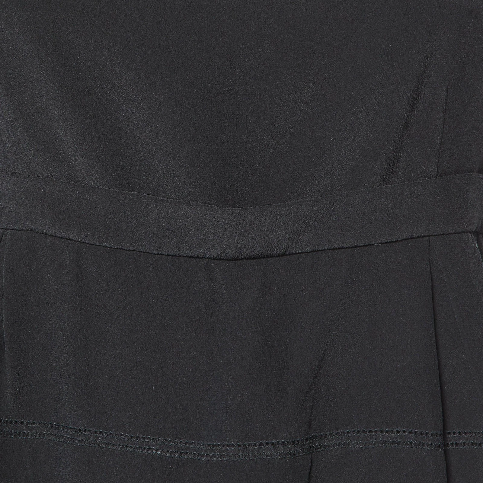 Mini abito senza maniche in seta nero Miu Miu M