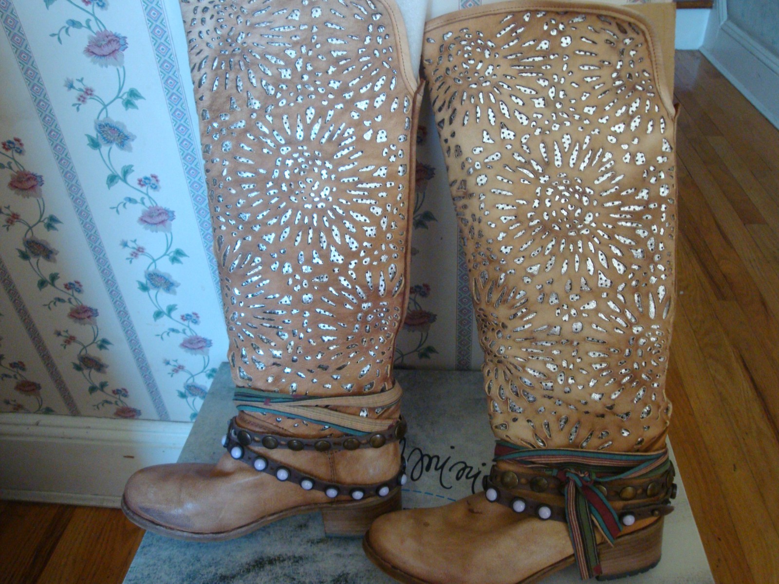 FELMINI TAN LASER CUT LEATHR METALLIC SILVER WRAP STRIP BOHO HI BOOTS 38 USA 7.5