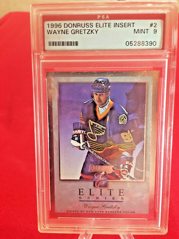 1996-97 Wayne Gretzky Donruss Elite Insert #2 SN#01715/10,000 PSA 9