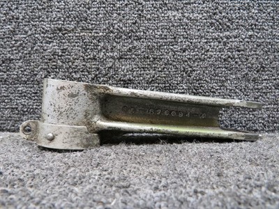 85-820094-8 Beechcraft 1900C Bell Crank