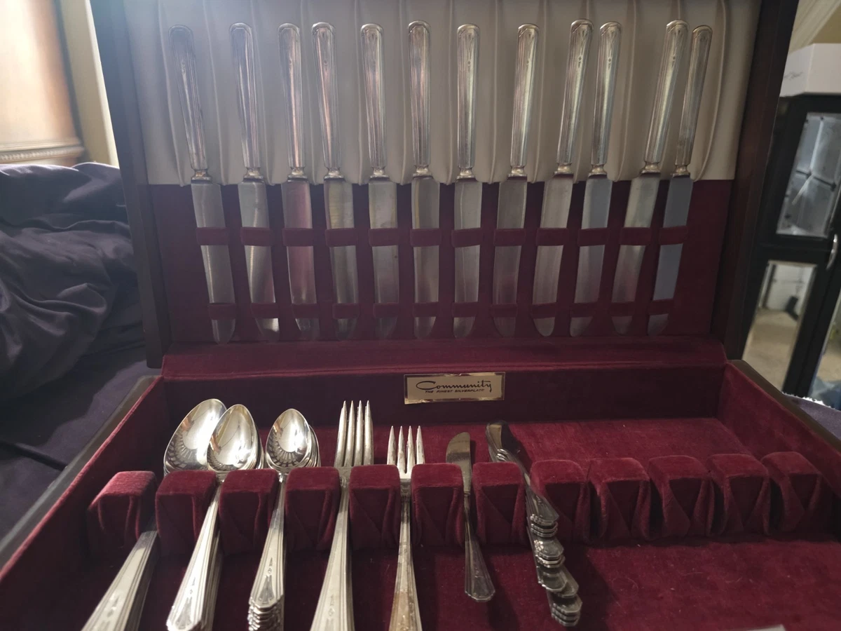 Wm. Rogers & Son 1900-1940 Flatware-Set Antique US Silver-Plated