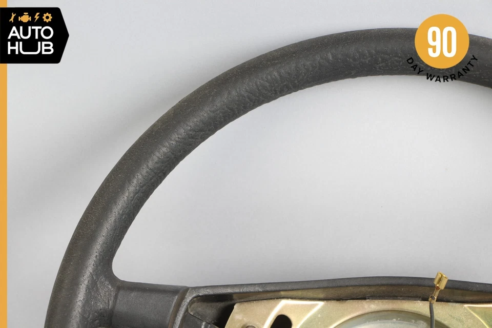 79-85 Mercedes W126 500SEC 300D 380SEC Steering Wheel Black 1264603703 OEM - Image 2 of 4