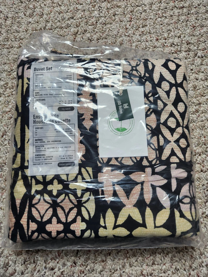 Новый с Ярлыками Urban Outfitters Shiloh пододеяльник и 2 наволочки полный/королева черный - Изображение 4 из 4