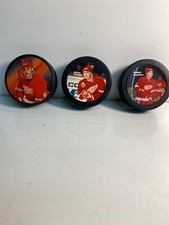 3 Vintage 1998 Sergei Fedorou NHLPA Hockey Pucks