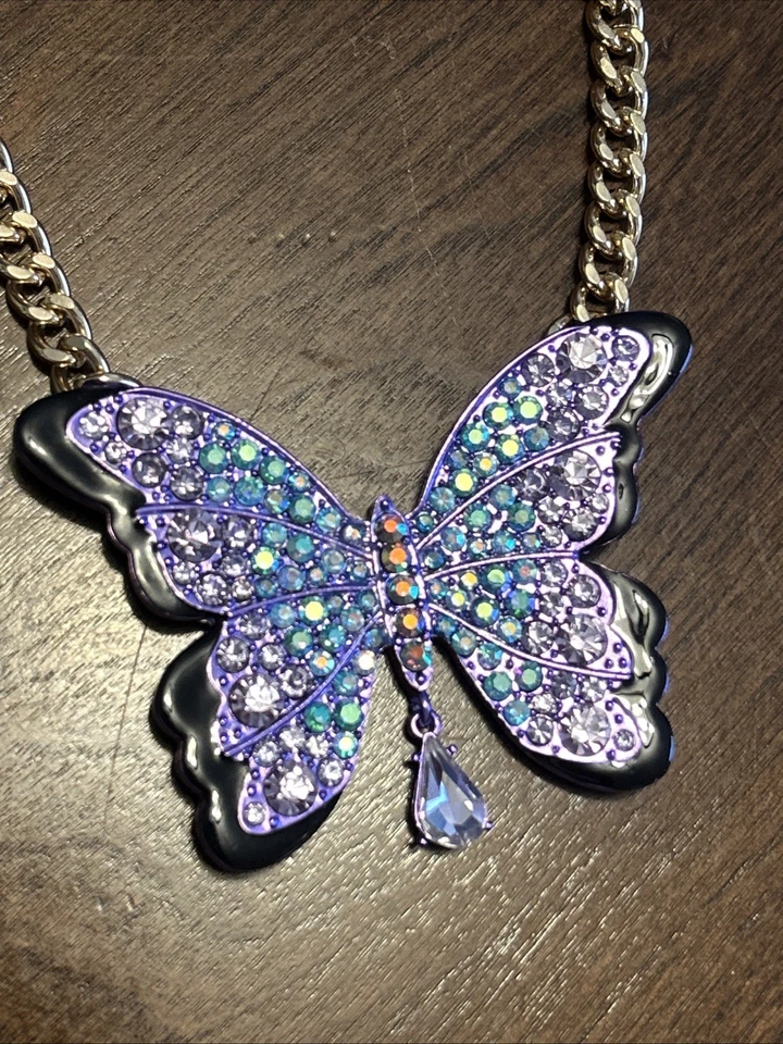 BETSEY JOHNSON Purple Butterfly Pendant Necklace