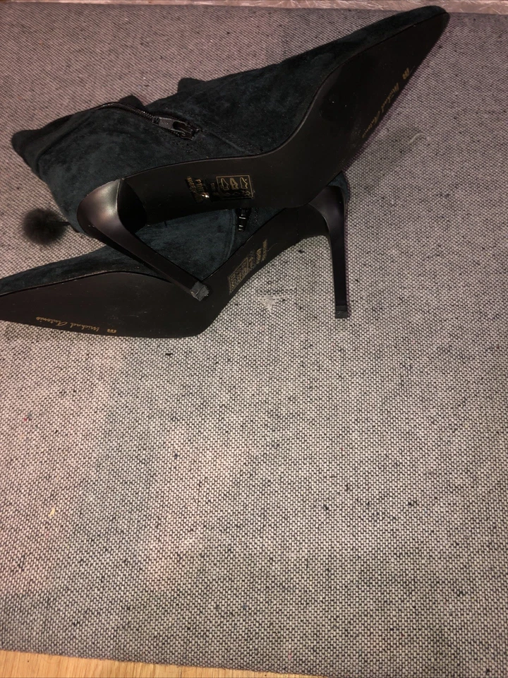 Michael Antonio Black Suede Pointed Zip Heeled Ankle Boots Booties Fur Pom Sz 8 - Image 3 of 4