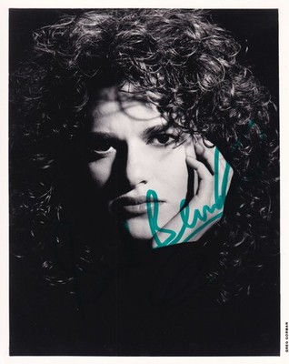 Sandra Bernhard Originalautogramm auf Großfoto