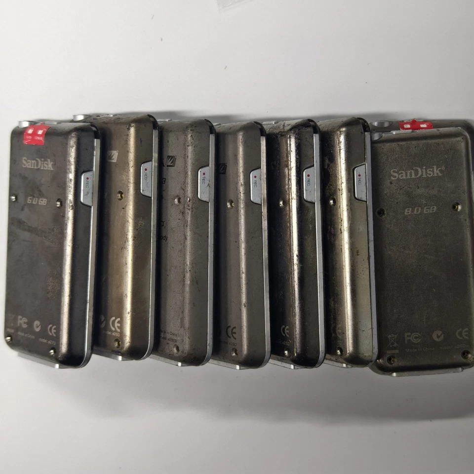 LOTE DE E250 E260 E270 E280 SANDISK SANSA PARA PIEZAS O REPARACIÓN SIN PROBAR COMO ESTÁ Foto 3 de 3