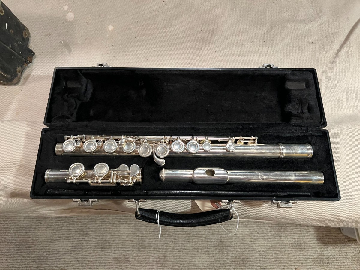 WT Armstrong 104 Beginner Flute With Hard Case Made in USA | eBay