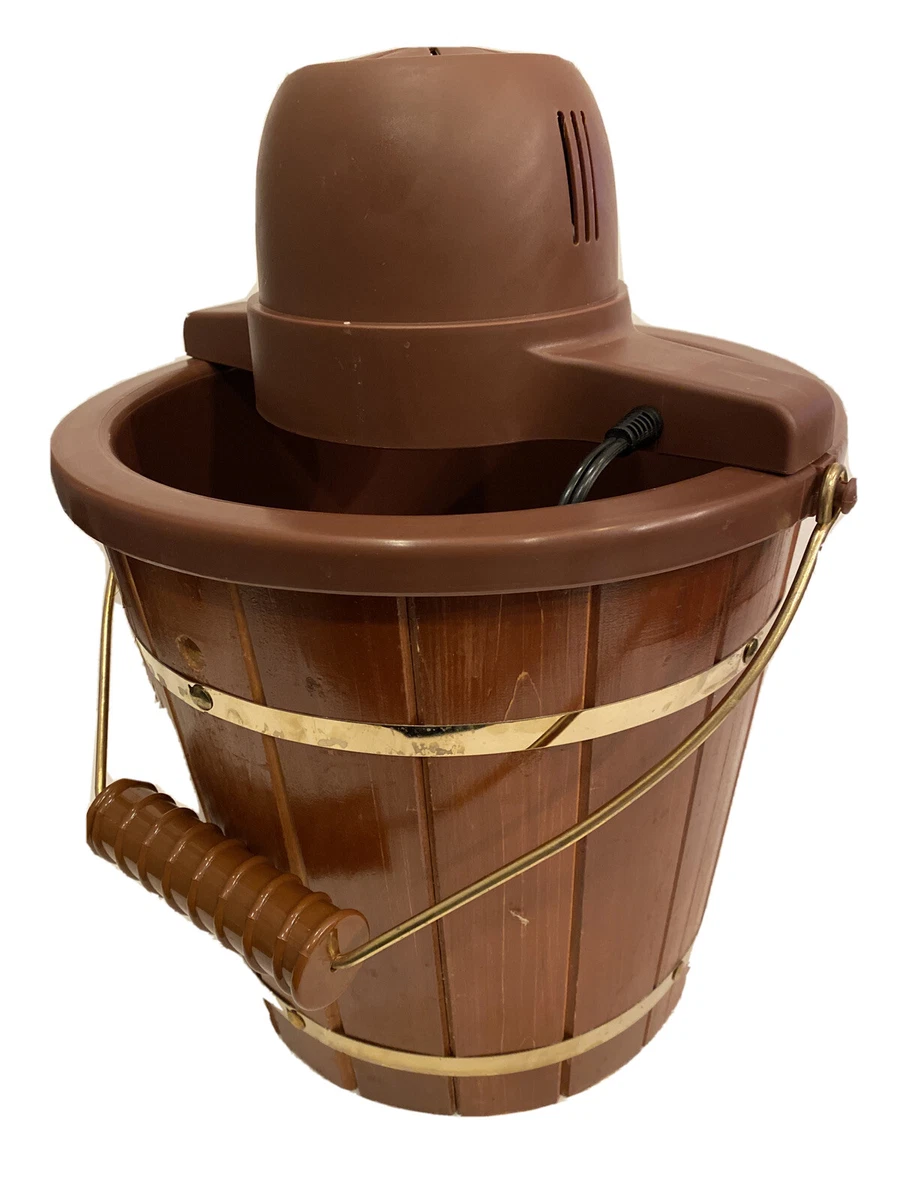 Nostalgia Electrics 4 quart Electric Wooden Ice Cream Maker