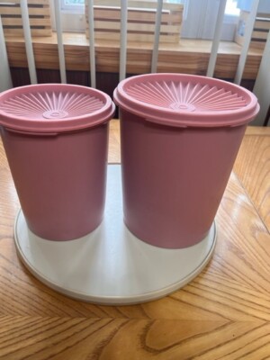 VINTAGE TUPPERWARE MAUVE NESTING DECANTERS 809-5 AND 811-13 WITH LIDS