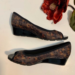 anne klein wedge heel shoes