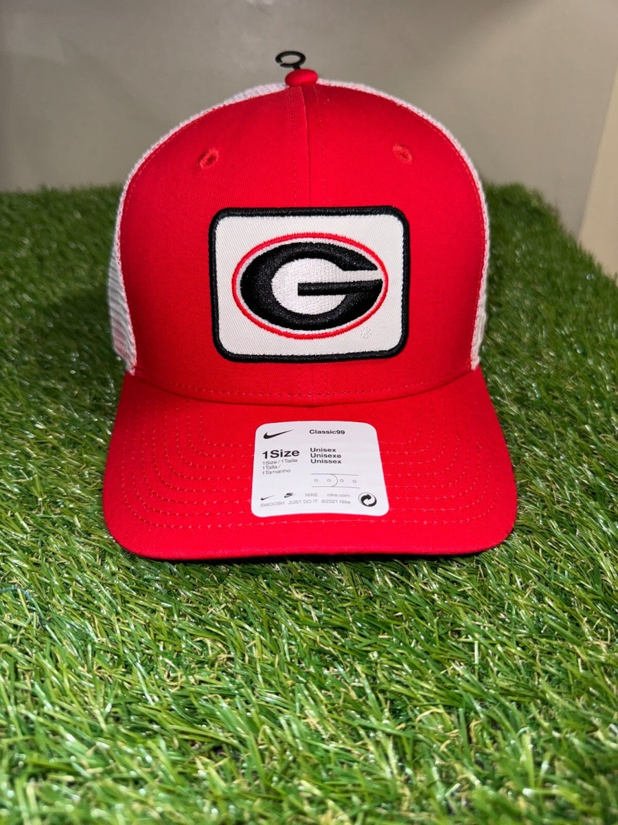 Nike UGA Georgia Bulldogs Football Classic99 Snapback Trucker Hat