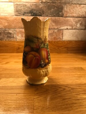 aynsley orchard gold vase
