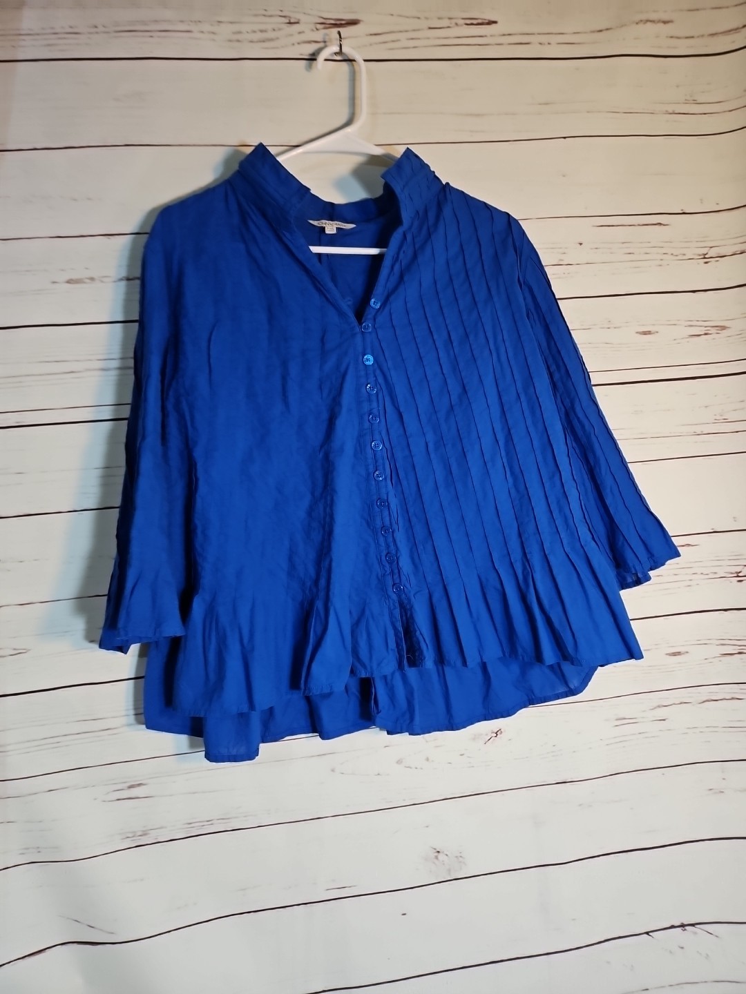 John + Mark  Pleated Solid Wire Collar 3/4 Sleeve… - image 1