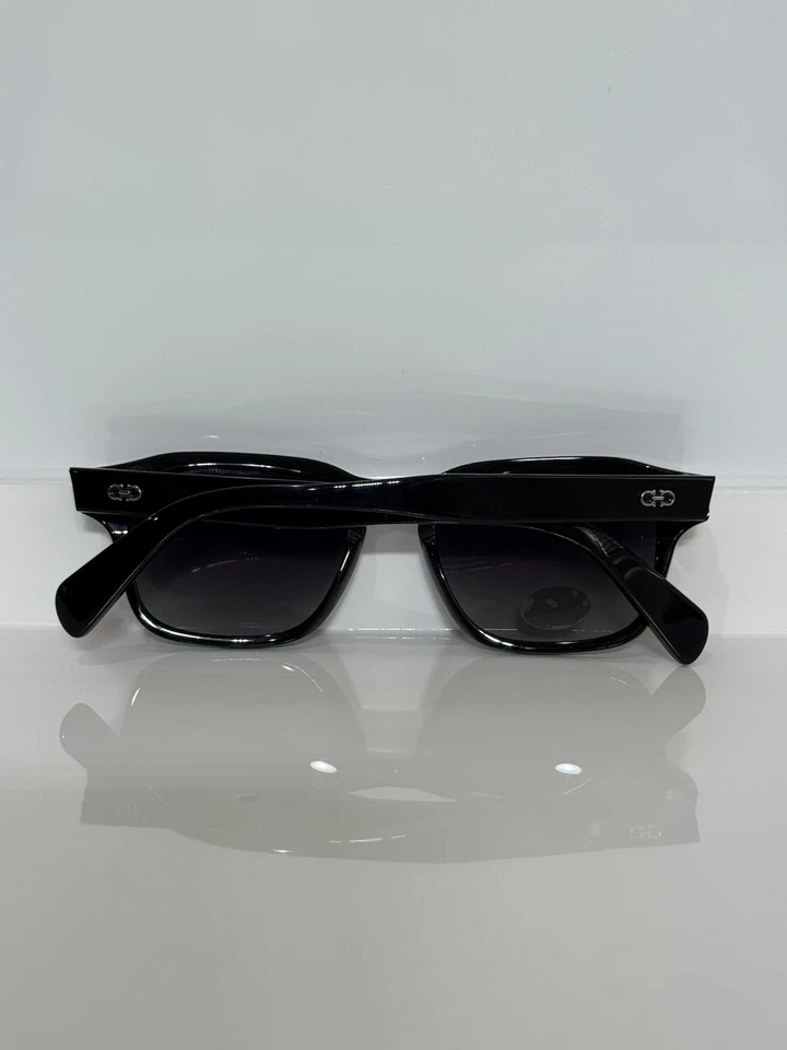 Gafas de sol Salvatore Ferragamo cuadradas audaces de acetato personalizadas polarizadas degradadas Foto 4 de 4