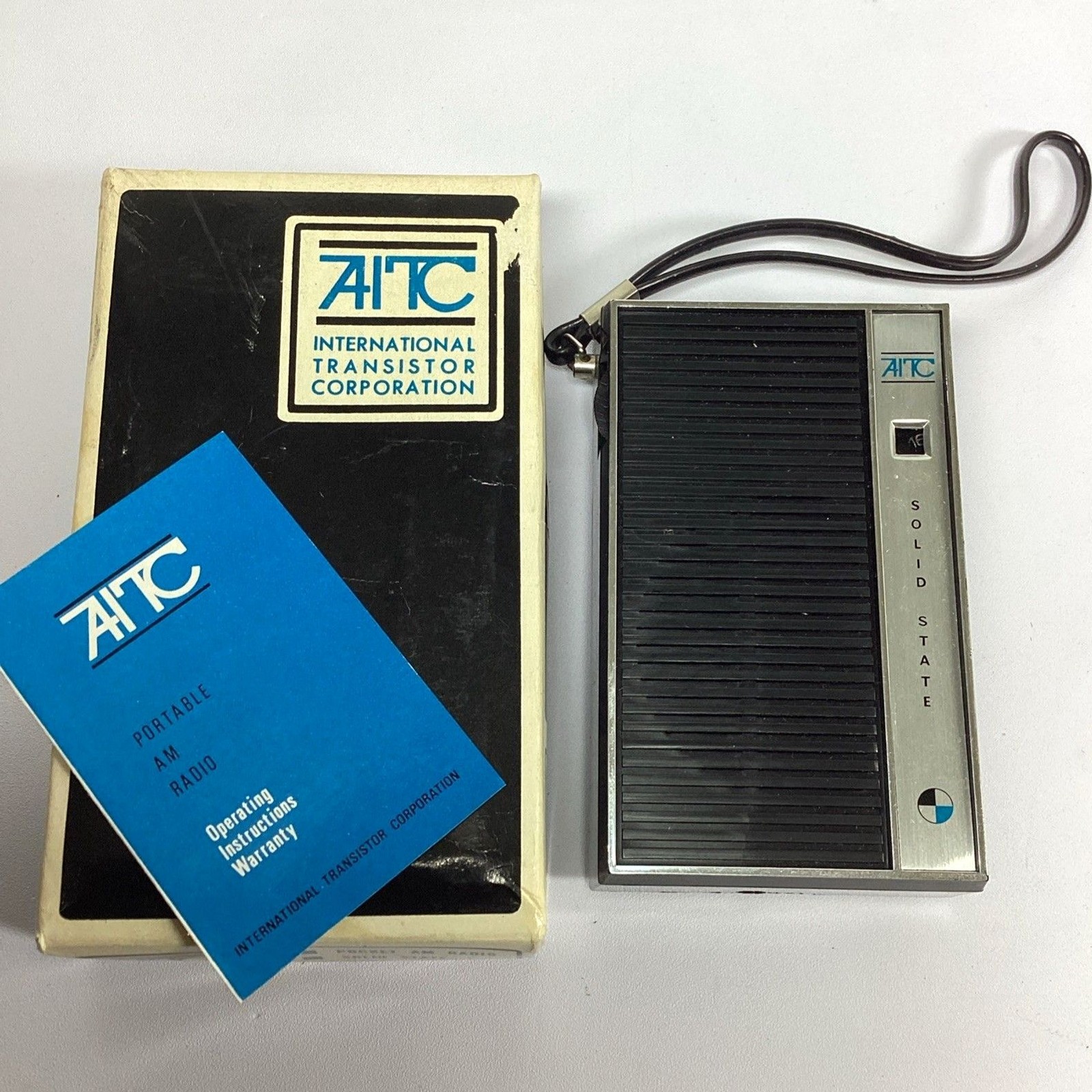Vtg AITC Solid State Transistor AM Radio Model P3106 Taiwan