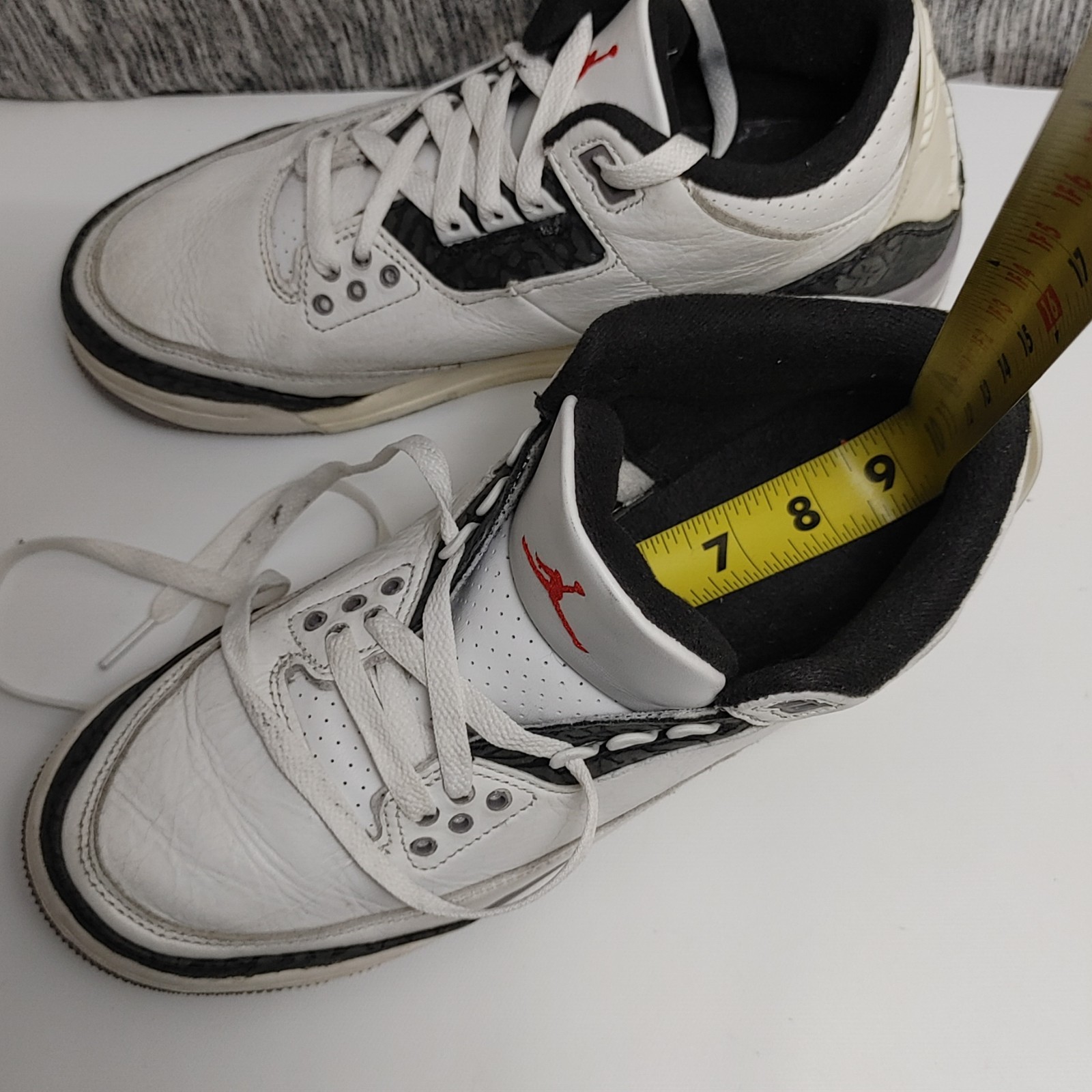 Nike Air Jordan 3 Retro Boys Size 7Y Basketball Shoes Sneakers White #DM0967-106 thumbnail 12