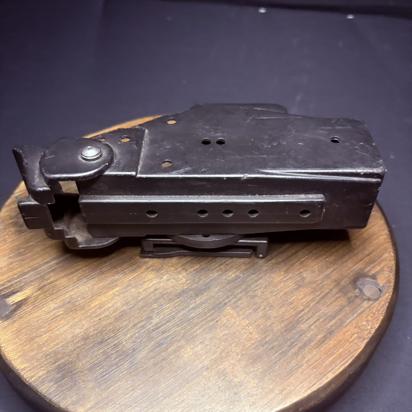 X26 Taser Holster Right Hand Locking Latch Police Issue Holster Belt Loop