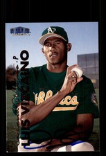 Signed Baseball Card Auto Luis Vizcaino 1999 Fleer Tradition Update #U-21 A's