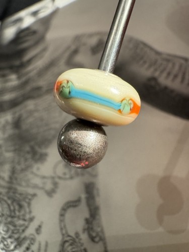trollbeads Museum Bead Opaque Wild Stitch Glass & Silver bead HTF.. - Picture 7 of 9