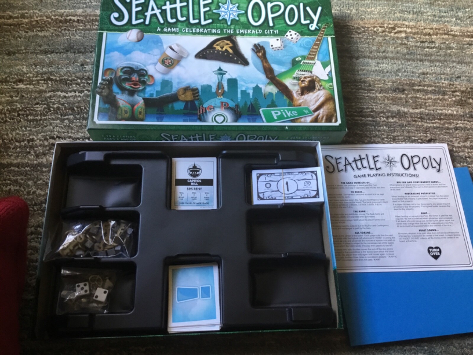SEATTLEOPOLY Board Game - (Late for the sky) Never played - UK Seller