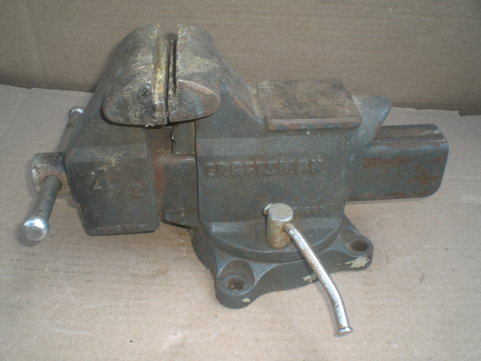 Craftsman bench vise 4.5" jaws and swivel base No. 51885 eBay