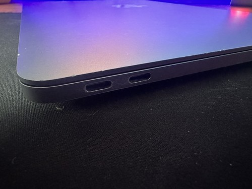 Apple MacBook Pro 13" (2017) Space Grey – 2.3GHz i5, 8GB/128GB - Picture 6 of 10