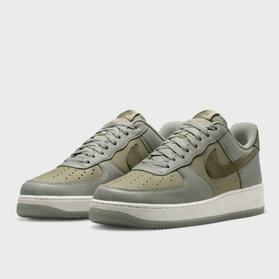 Nike Herrenschuhe Air Force 1 07 Lv8 FJ4170-002 Sneaker Grün Leder Neu 53,5