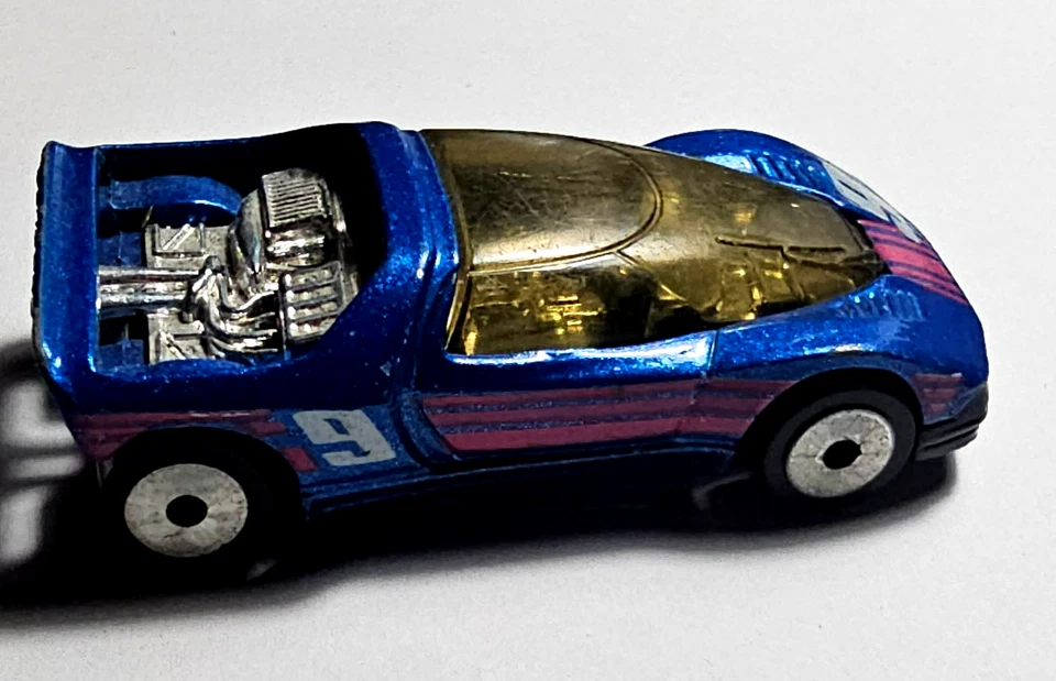 Matchbox 1987 Superfast SF-25 Peugeot Quasar Concept Car azul/rosa intenso 1:57 Foto 2 de 4