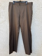 Van Heusen Size 38x32 Men  s Traveler Dress Pants