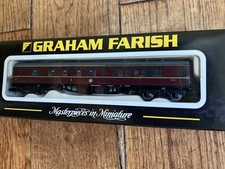 Graham Farish N Gauge Maroon Carriage 374 253 Bargain £22