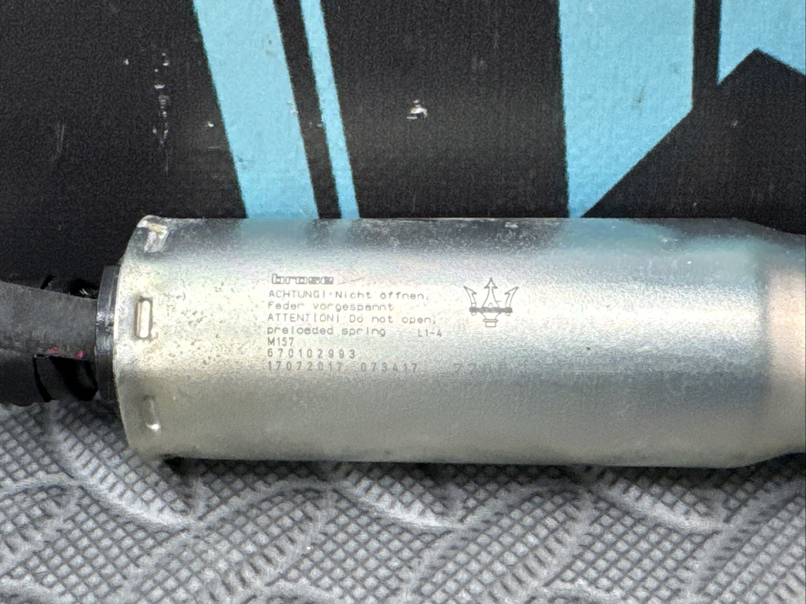 OEM 2014-2020 MASERATI GHIBLI TRUNK SHOCK STRUT LIFT CYLINDER SPRING 670102993