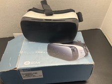 Samsung Gear VR Powered by Oculus -
