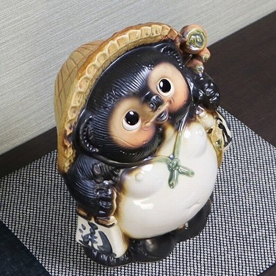 Shigaraki Ware Tanuki Statue No.9 Lucky Raccoon Dog (Ceramic)