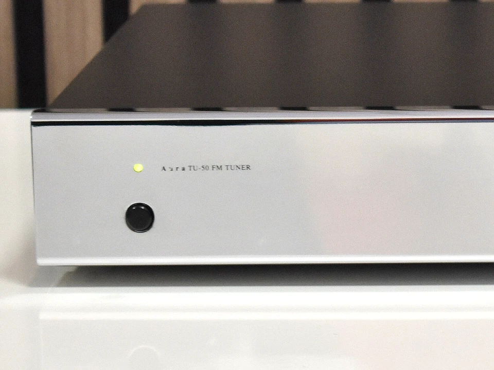 AURA TU-50 FM Tuner im Top Zustand Technisch einwandfrei - Bild 2 von 4