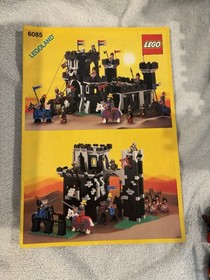 LEGO Castle: Black Monarch's Castle (6085) Good Condition!  Vintage Set!