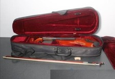 Rossetti Spring Instruments size 1/2  violin,...