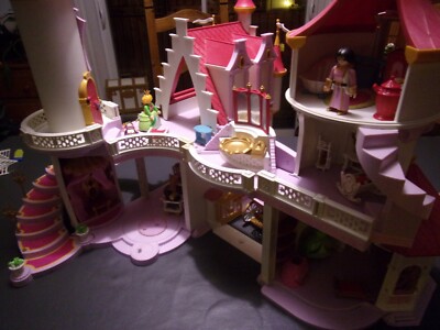 Playmobil Princess 72055 pas cher, Trois princesses