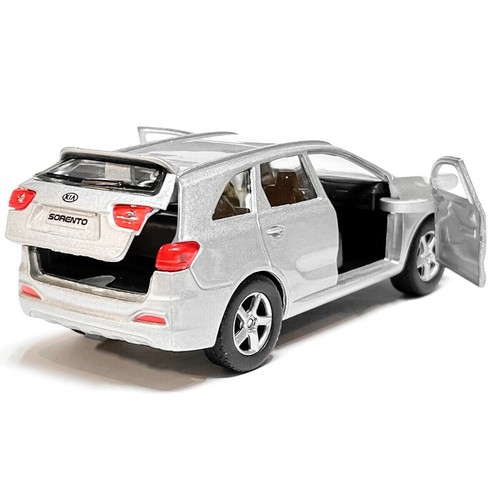 Kia Sorento Prime Metal Model Diecast Car Scale, Collectible Toy Cars, 1/36 - Picture 4 of 6